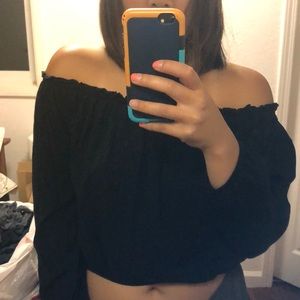 Elastic off the shoulder top